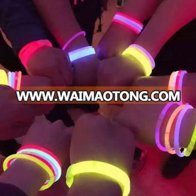 8 Inch Party Favor Glow Sticks Bracelet